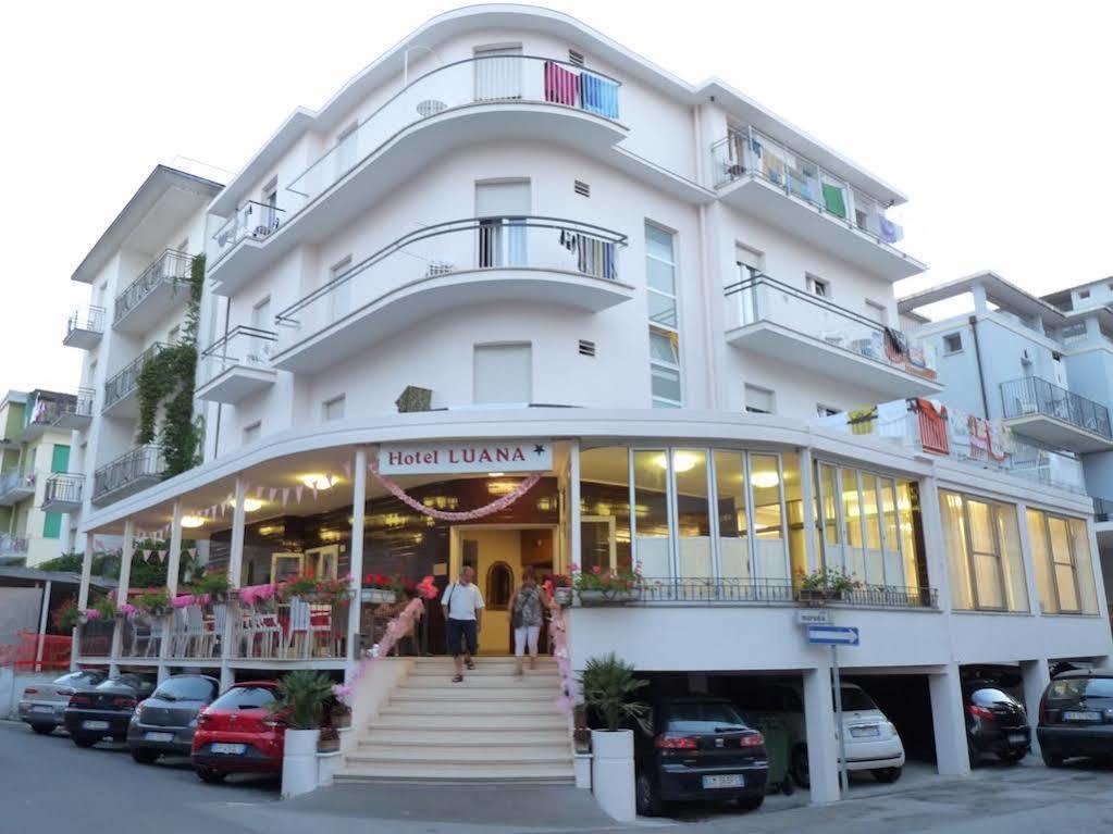 Hotel Luana Rímini Exterior foto